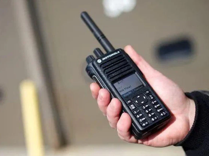 walkie talkie hand hield radio